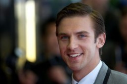 ‘Downton Abbey’ actor Dan Stevens joins Anne Hathaway on ‘Colossal’