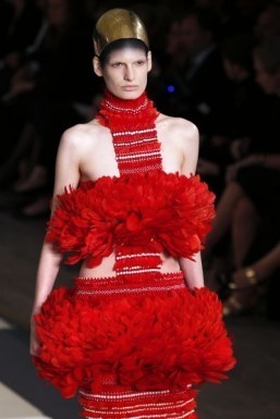 Trend report: makeup looks from the Paris runways
