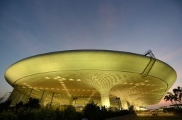 Mumbai unveils arty airport revamp