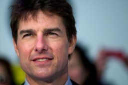 Tom Cruise accepts his fifth ‘Mission: Impossible’