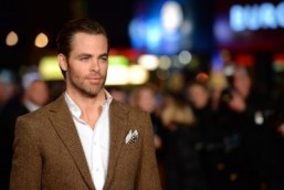 Chris Pine to star alongside Gal Gadot in ‘Wonder Woman’