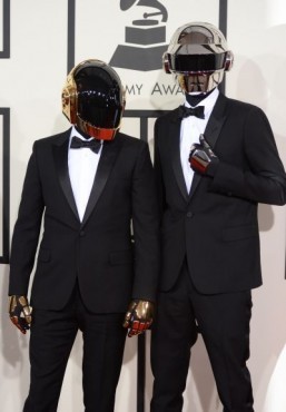 Winners in main categories of 56th Grammy Awards
