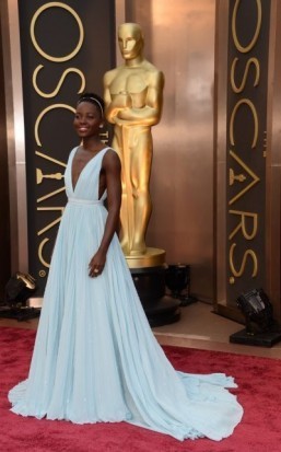 Stars shine on Oscars red carpet as sun comes out