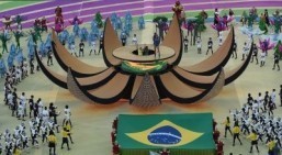 Football: Trapdoor J-Lo adds glamour to opening ceremony