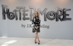 New J.K. Rowling story shows Harry Potter at 34