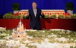 Disney gives sneak peek for planned China theme park