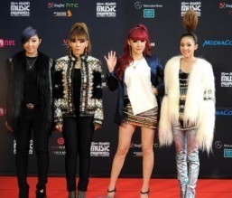 K-pop group 2NE1 releases two music videos