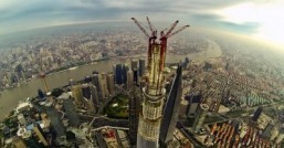 China’s skyscrapers to offer luxury hotels