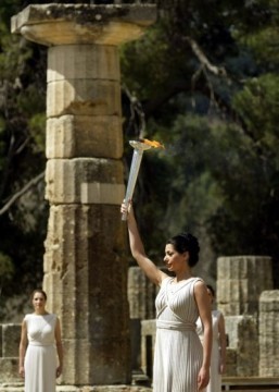 Olympics: Flame lit for Sochi 2014 Winter Games