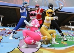 Powers Rangers to morph into theaters in 2016
