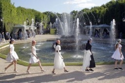 Chanel's 2013 Cruise collection was presented at the Château de Versailles. ©AFP PHOTO / PIERRE VERDY