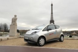 French electric car share program sets sights on Indy