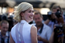 Rosamund Pike cast in the next David Fincher film