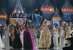 Glitz and politics as Russia hosts Miss Universe for first time