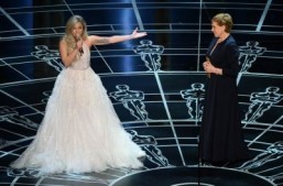 Lady Gaga in moving ‘Sound of Music’ Oscars tribute