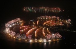 Dubai 2014 firework display breaks world record: Guinness
