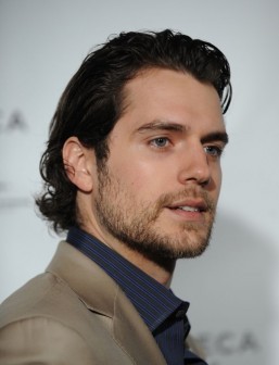 Henry Cavill in talks to replace Tom Cruise in ‘The Man from U.N.C.L.E.’