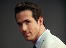 Ryan Reynolds cast in sci-fi body-switch movie