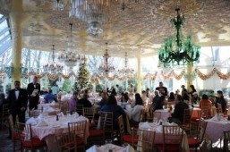 New York’s Tavern on the Green to re-open this month