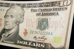 US to put woman on new $10 bill