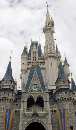Top 25 theme parks worldwide in 2012