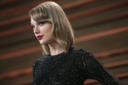 Taylor Swift to headline Victoria’s Secret show