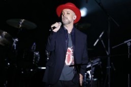 Culture Club scraps reunion due to Boy George throat