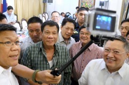 Duterte names DTI, DOT, DOH chiefs