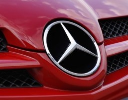 Mercedes to build world’s first premium pick-up