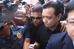 Trillanes files plunder raps vs Duterte over ‘ghost employees’