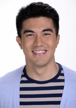 Luis on politics: Never akong pinilit ng mommy