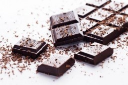 Boost both body and brain with chocolate say two new studies