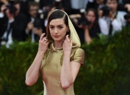 Warner Bros. unveils new ‘Ocean’s Eight’ stars
