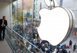 Apple tops Best Global Brands report
