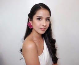 Here’s how late Francis M. ‘guided’ daughter Maxene’s relationship with Rob