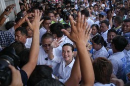Grace Poe makes her own decisions — Chiz