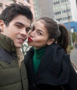 Anne teases Angel, Neil about getting married (with photo: 16angel.jpg)