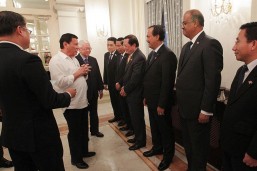 Duterte sees better partnership with Singapore