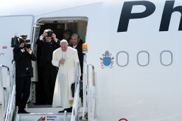 Pope laments corruption as ‘gangrene of a people’