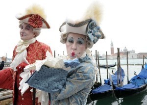 Venice puts its mask on – Carnival program features balls, art and games