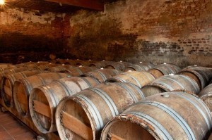 Create your own wine label on Facebook