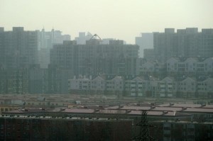 China says most cities fail to meet new air standard