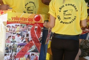 Cuba to test new AIDS vaccine on humans