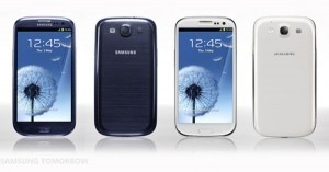 Samsung launches new phone in US, taking on Apple