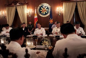 Aquino leads 12th Cabinet meeting, discusses 2013 national budget