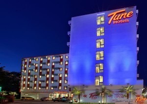 Asia’s low-cost hotel chains aim to give the world value for money