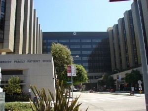 Cedars-Sinai Emergency Department leader offers tips for coping with the heat