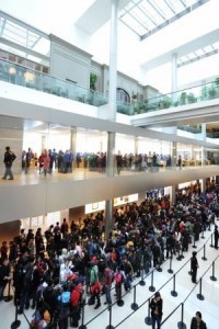 World watches for ‘iPhone 5′ unveiling Wednesday