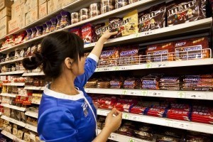 Snickers takes bite out of M&M’s to become top confectionery brand