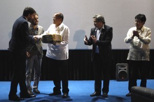 President Aquino attends premiere showing of newly-restored 1950 film ‘Genghis Khan’ by Manuel Conde